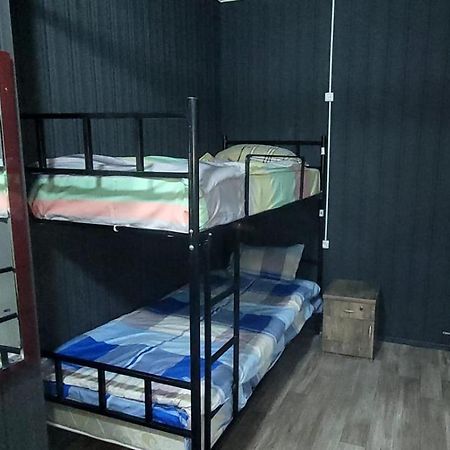 Kiev Hostel ティビリシ エクステリア 写真