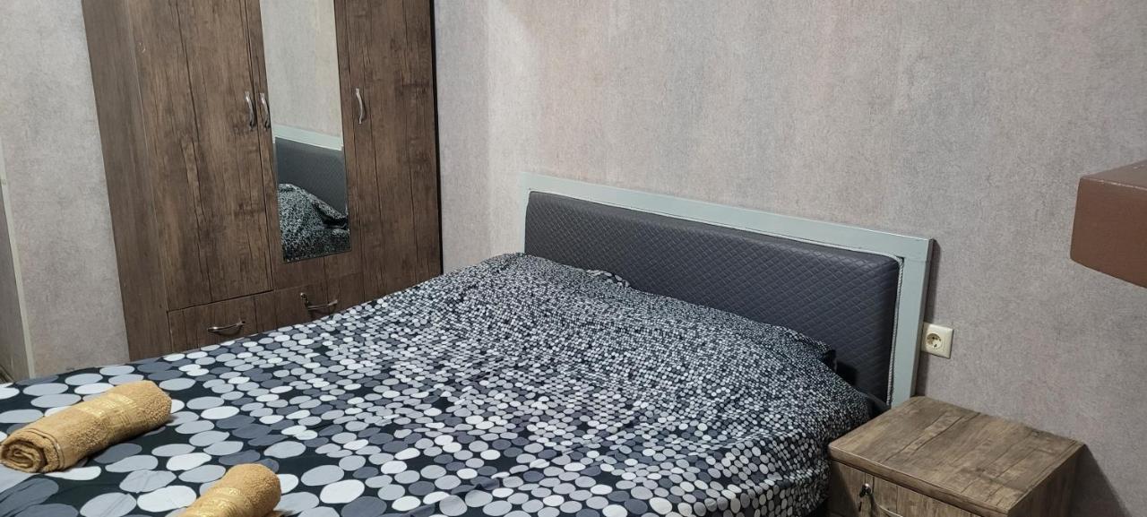 Kiev Hostel ティビリシ エクステリア 写真