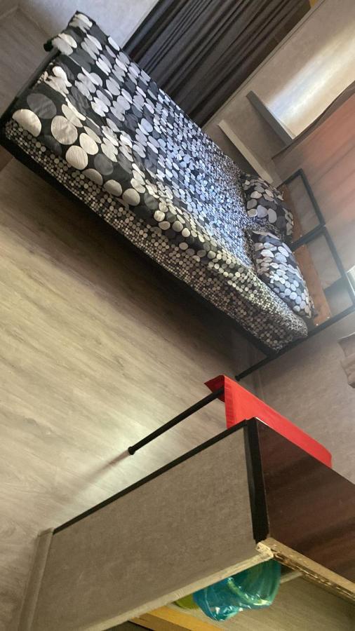 Kiev Hostel ティビリシ エクステリア 写真