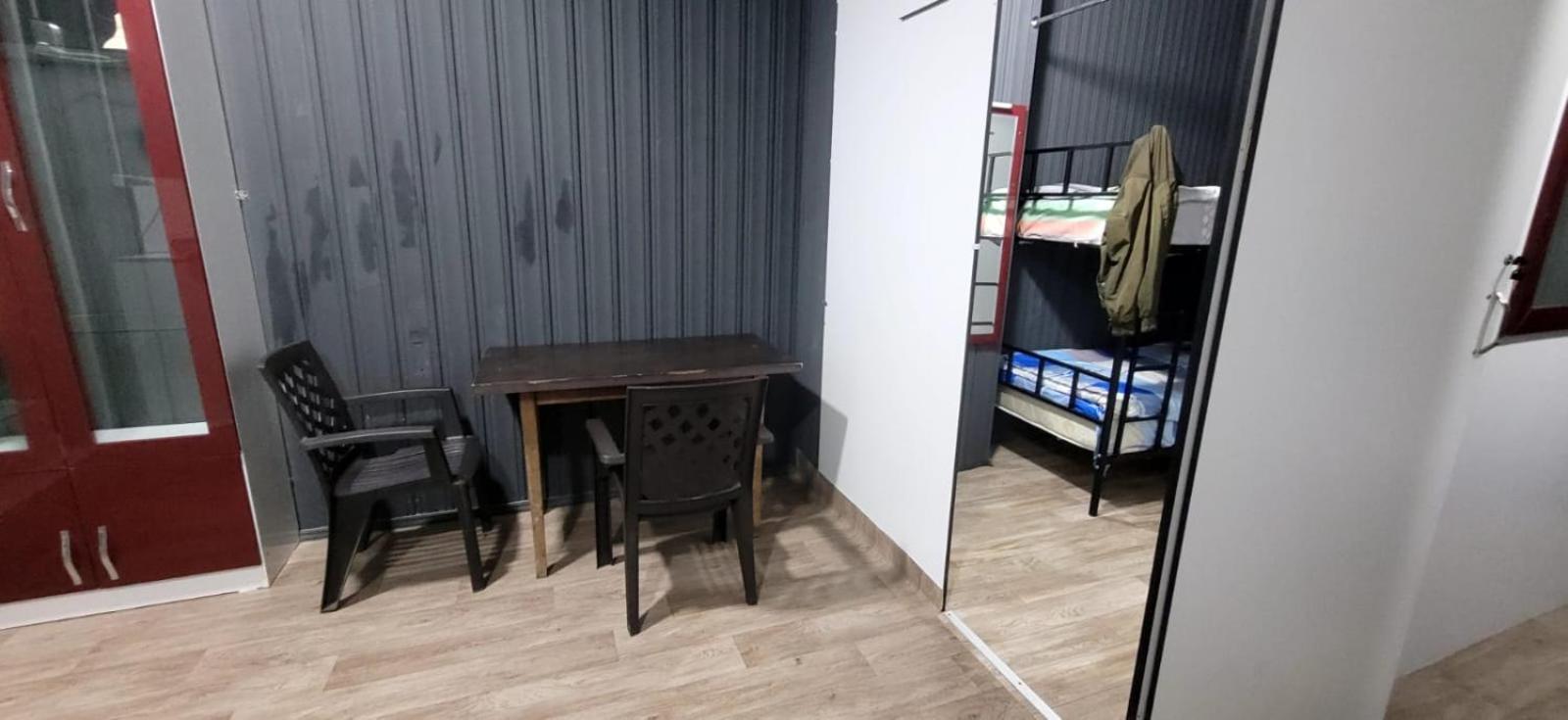 Kiev Hostel ティビリシ エクステリア 写真