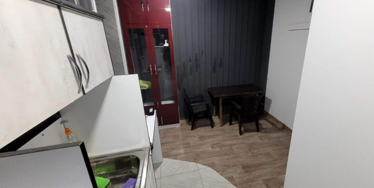 Kiev Hostel ティビリシ エクステリア 写真