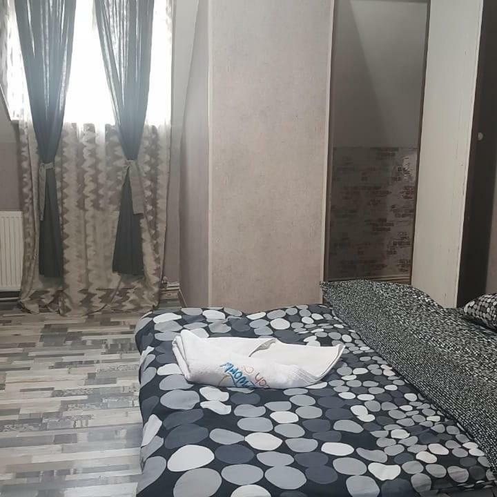 Kiev Hostel ティビリシ エクステリア 写真