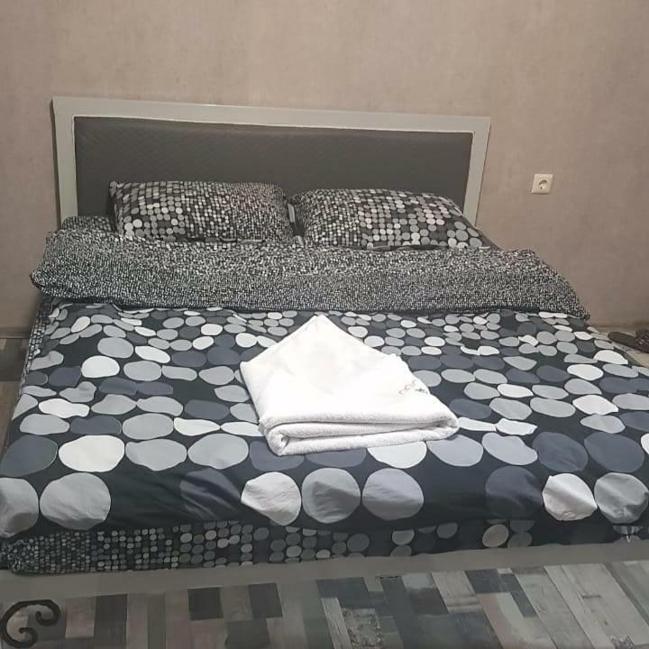 Kiev Hostel ティビリシ エクステリア 写真