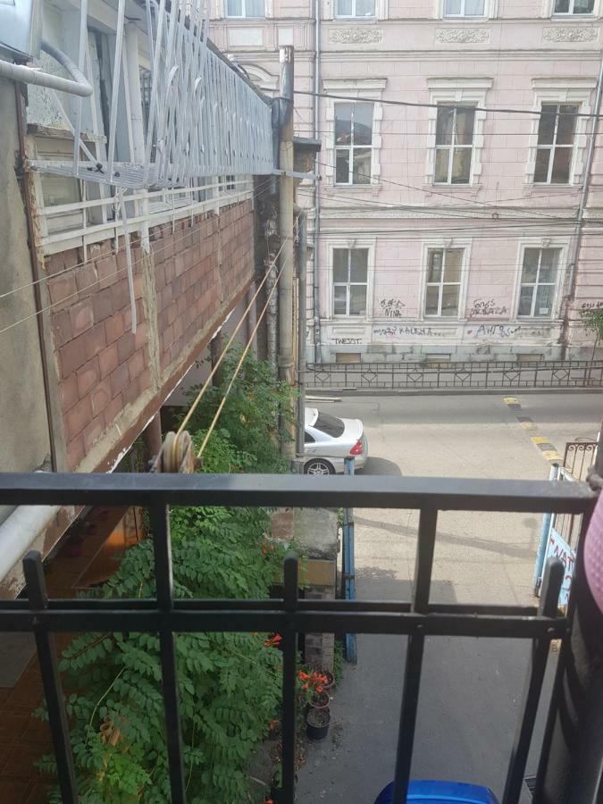 Kiev Hostel ティビリシ エクステリア 写真